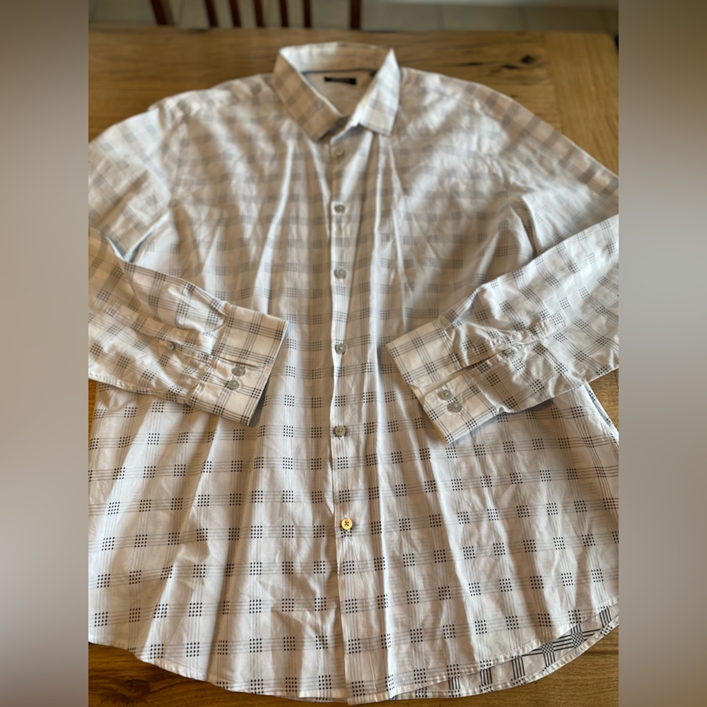 Alfani Long Sleeve Button Down Plaid Shirt White Gray Blue Men’s XL preowned